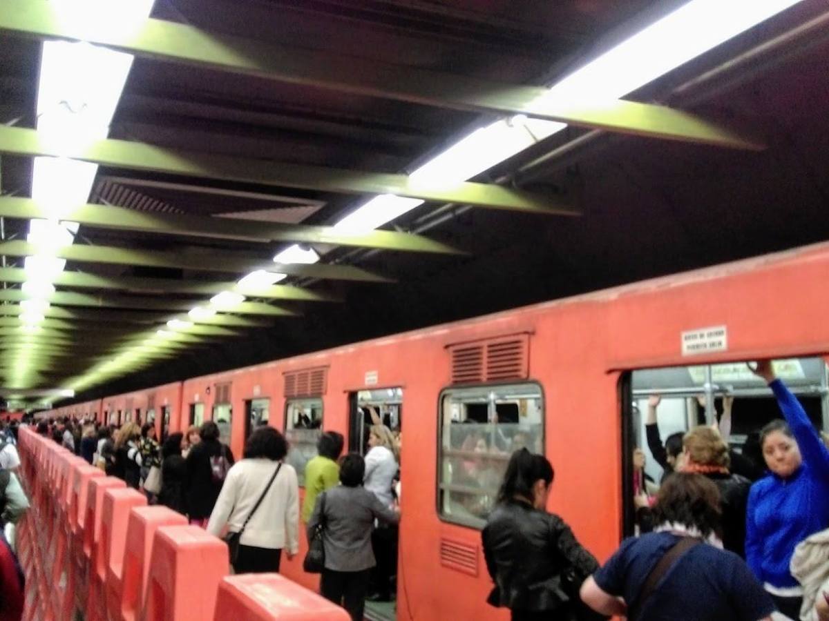 [mexico] Metro – godziny szczytu