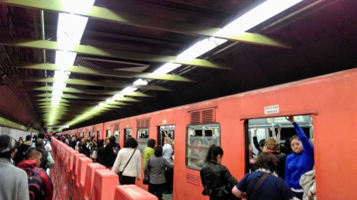 [mexico] Metro – godziny szczytu